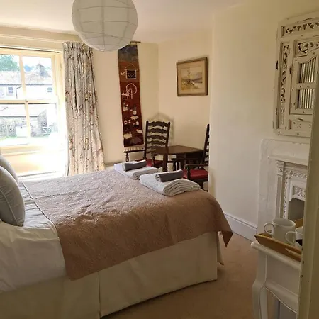 From In Linton (North Yorkshire)